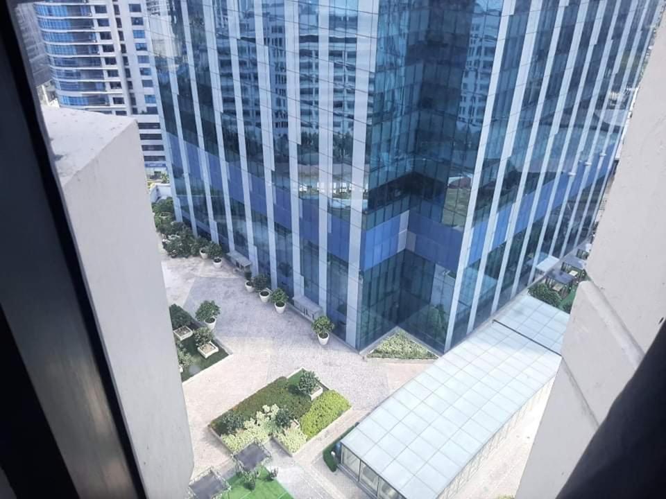Spacious 2 Bedroom Unit With Pool Manila Kültér fotó